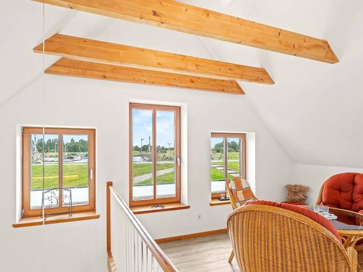 Ferienhaus für 6 Personen, mit Garten und Terrasse sowie Seeblick, kinderfreundlich in Landkreis Aurich - 3