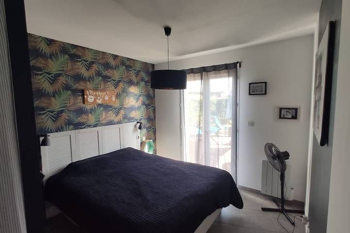 Location de vacances pour 6 personnes, avec jardin et terrasse à Pinet (homonymie) - 2