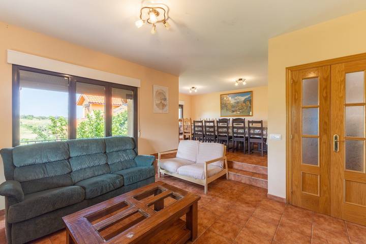 Chalet para 21 personas, con balcón y jardín, Familias con niños en Comarca de Segovia - 4
