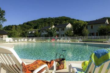 Gîte pour 6 personnes, avec jardin à Saint-Geniez-d'Olt
