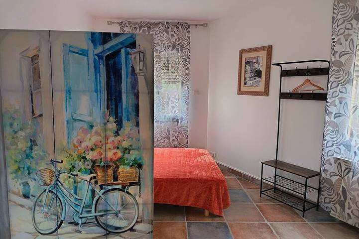 Location de vacances pour 6 personnes, avec jacuzzi à Saint-Christol-de-Rodières - 4