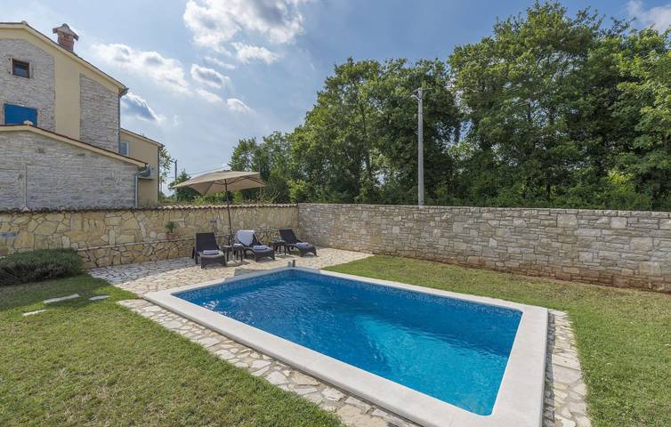 Villa pour 6 personnes, avec piscine, animaux acceptés à Barban - 2