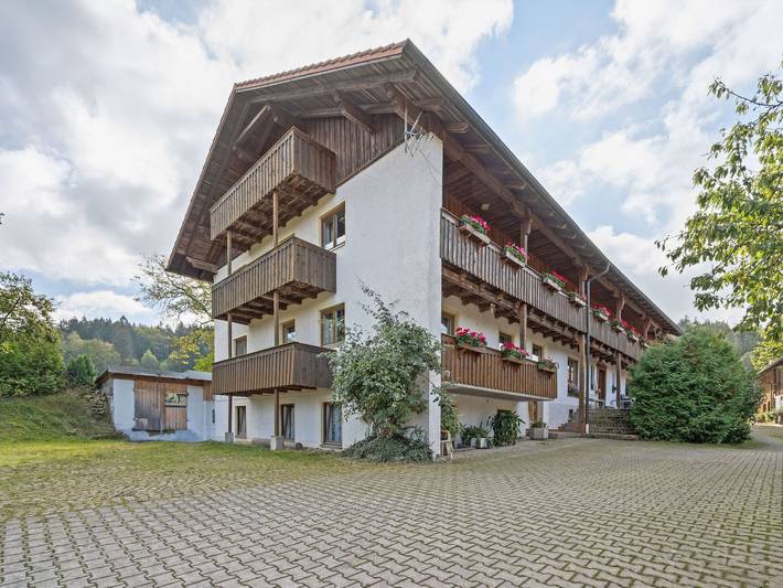 Ferienhaus für 5 Personen, mit Garten und Pool