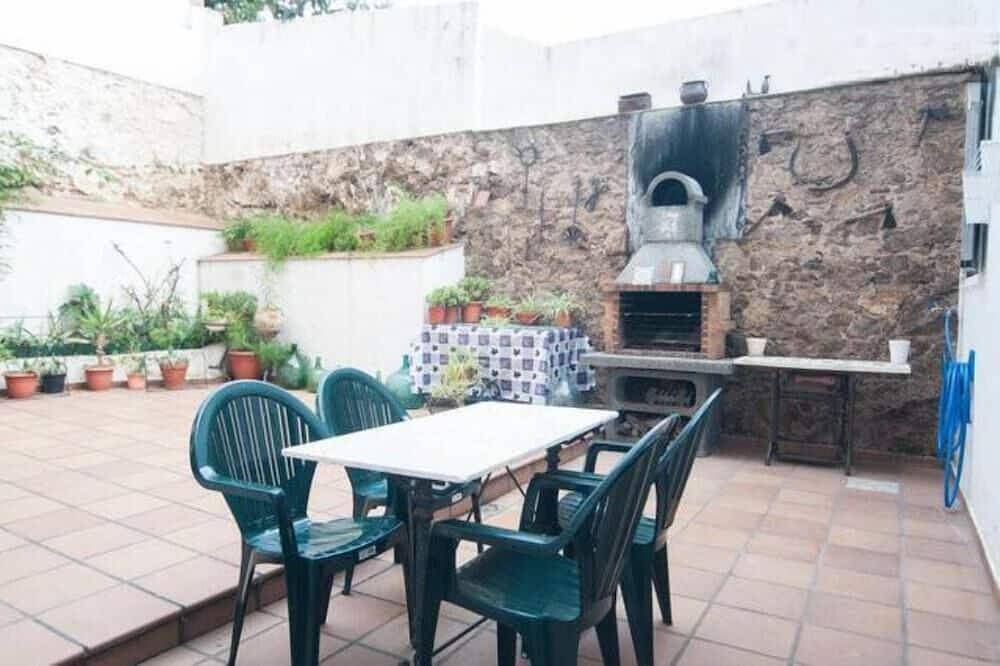 Can Pep. Haus mit Terrasse im Herzen von Barcelona in La Salut, Barcelona