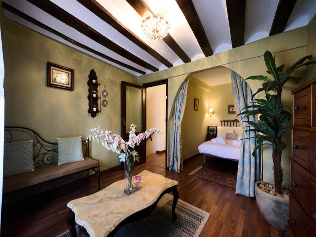 Entire apartment, Penthouse in Labastida with Wine Cellar in Labastida Bastida, Álava