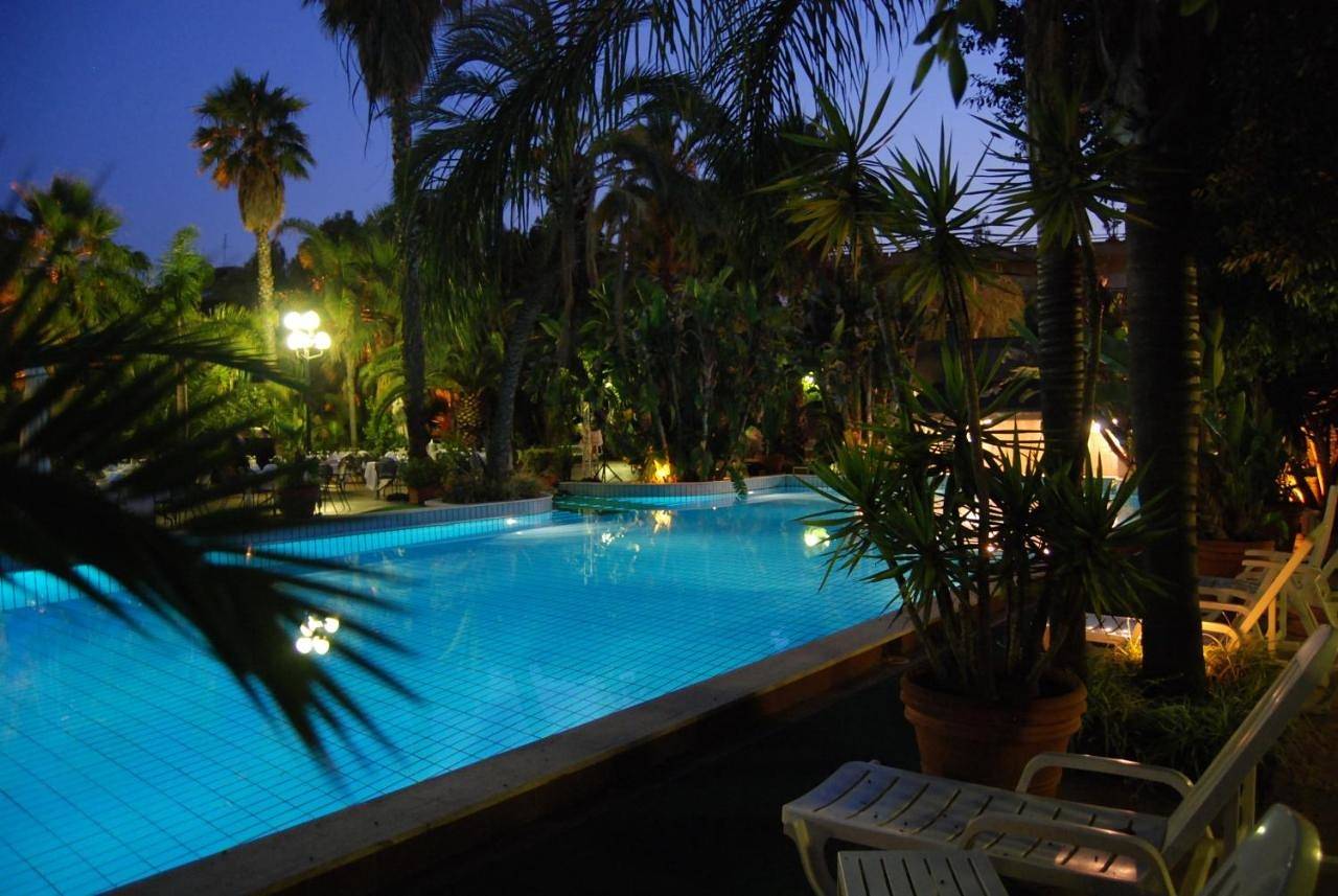 Garden Hotel Catania in San Giovanni La Punta, Catania e dintorni