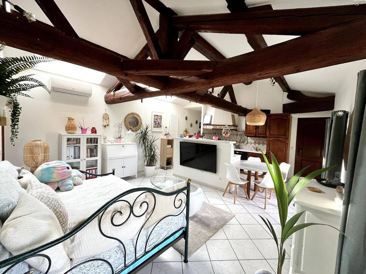 Appartement entier, One-Bedroom Apartment with Garden View in Chaponost, Lyon et ses environs