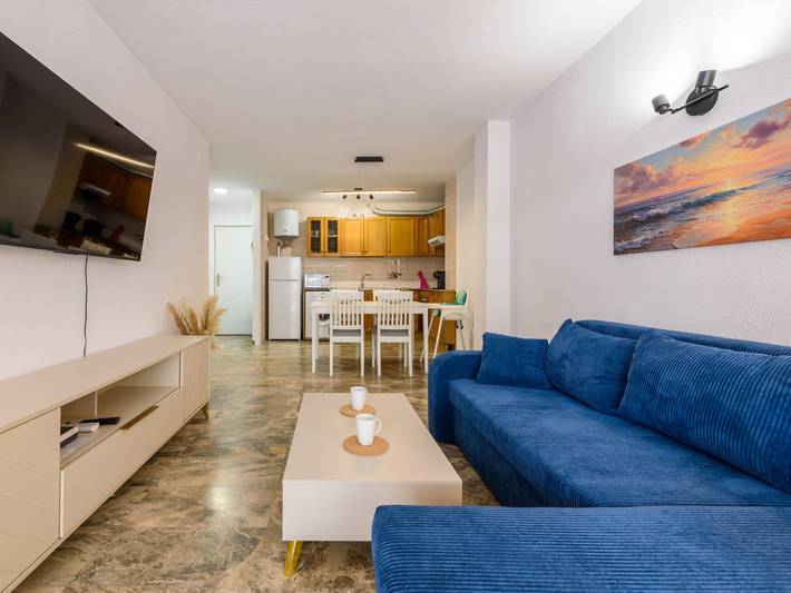 Gîte pour 3 personnes, avec terrasse ainsi que bassin pour enfant et jardin à Salou - 2