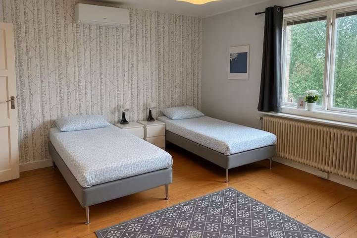 Spacious three-story home in Brynäs – sleeps 12 in Gävle, Gästrikland