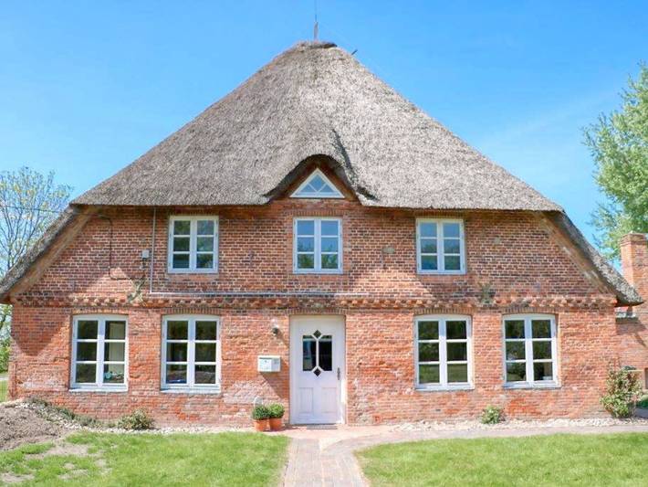 Ferienwohnung für 8 Personen, mit Ausblick und Garten sowie Terrasse - 1