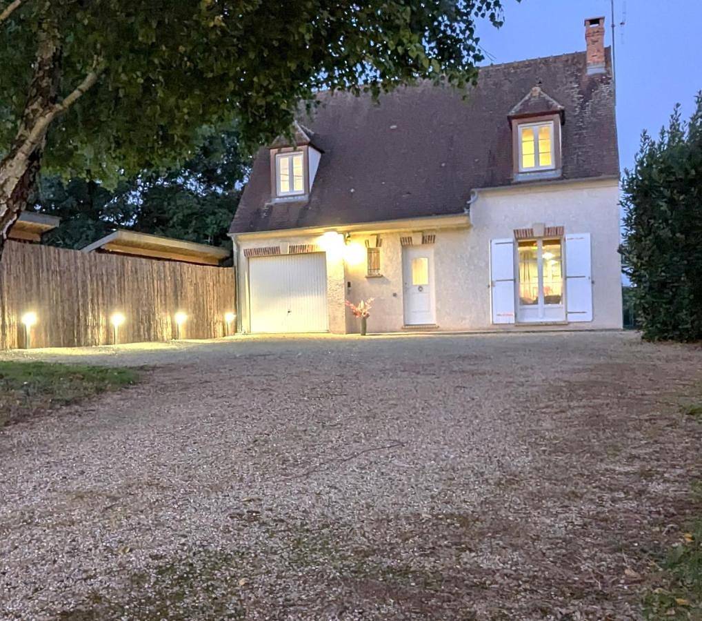 Three-Bedroom House in Anserville, Oise
