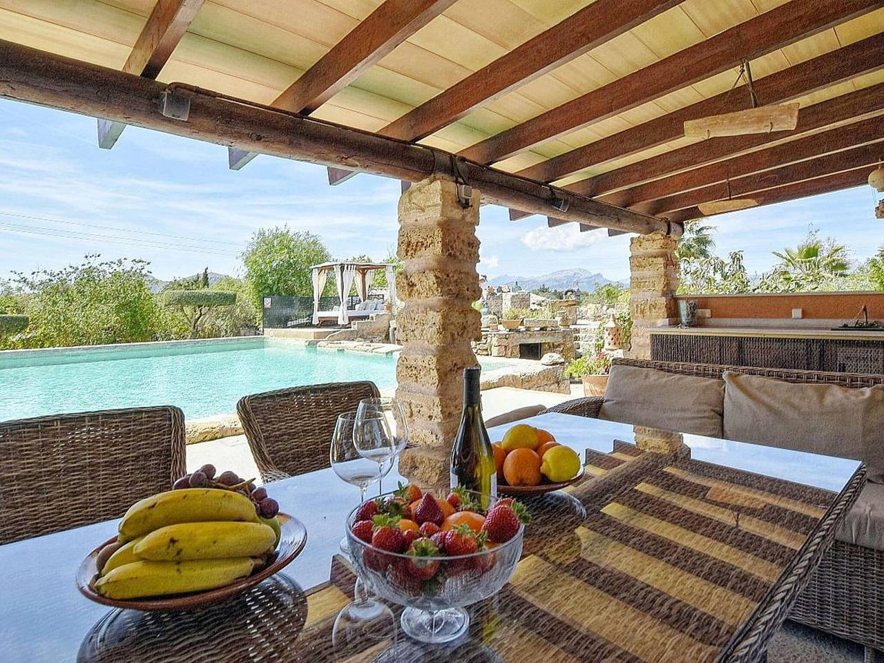Entire apartment, Finca in Alcudia with Pool near Playa Morervermell in Marina Manresa, Alcúdia