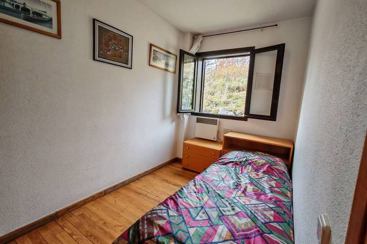Ganze Wohnung, Besiberri 3 apartment located on the first floor and with terrace in La Vall de Boí, Alta Ribagorça