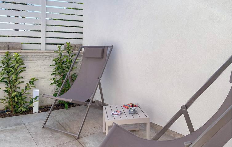 Apartamento vacacional entero, Apartamento frente al mar con aire acondicionado, estacionamiento y cocina en Maganuco - 500m in Marina di Modica, Módica