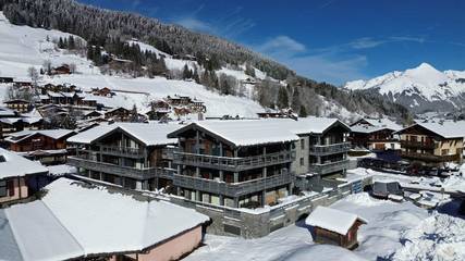 Gîte pour 6 personnes, avec terrasse dans Office De Tourisme Des Gets