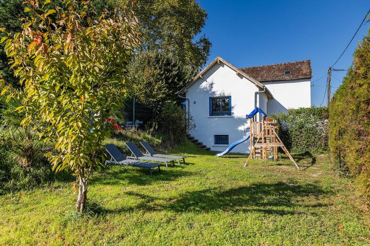 Gîte pour 11 personnes, avec Jardin