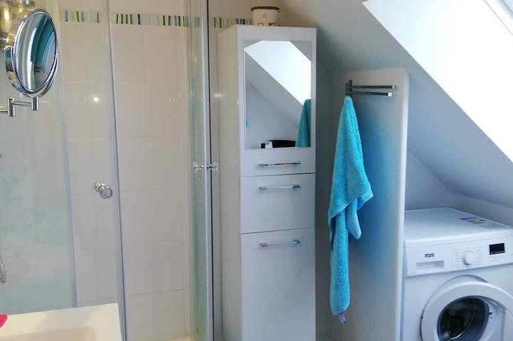 Apartamento entero, Appart T3 Duplex 2 º piso en residencia 10 Mn a pie de las playas. in Guérande, Côte de Jade