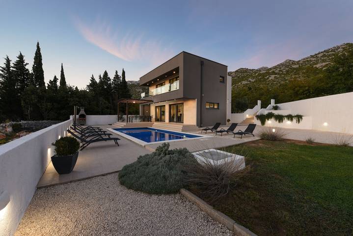 Ferienhaus für 10 Personen, mit Balkon und Terrasse sowie Garten in Starigrad - 3