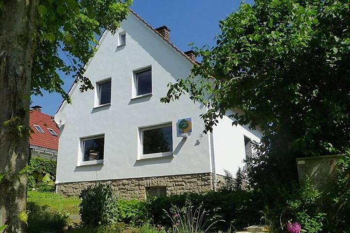 Bauernhof für 6 Personen, mit Balkon und Whirlpool sowie Garten in Bad Driburg