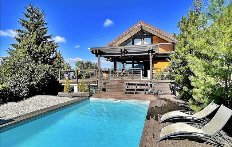 Moderno apartamento junto al lago con piscina y terraza in Veyrier-du-Lac, Región de Annecy