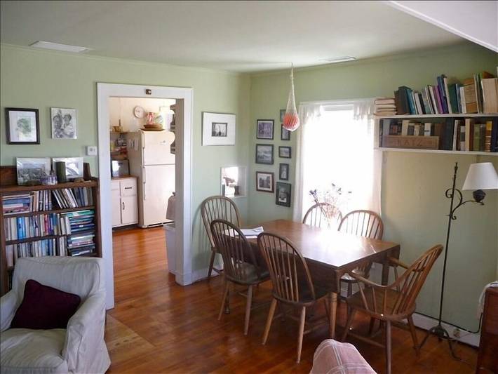 Cottage for 10 people, with terrace and garden, with pets in Massachusetts