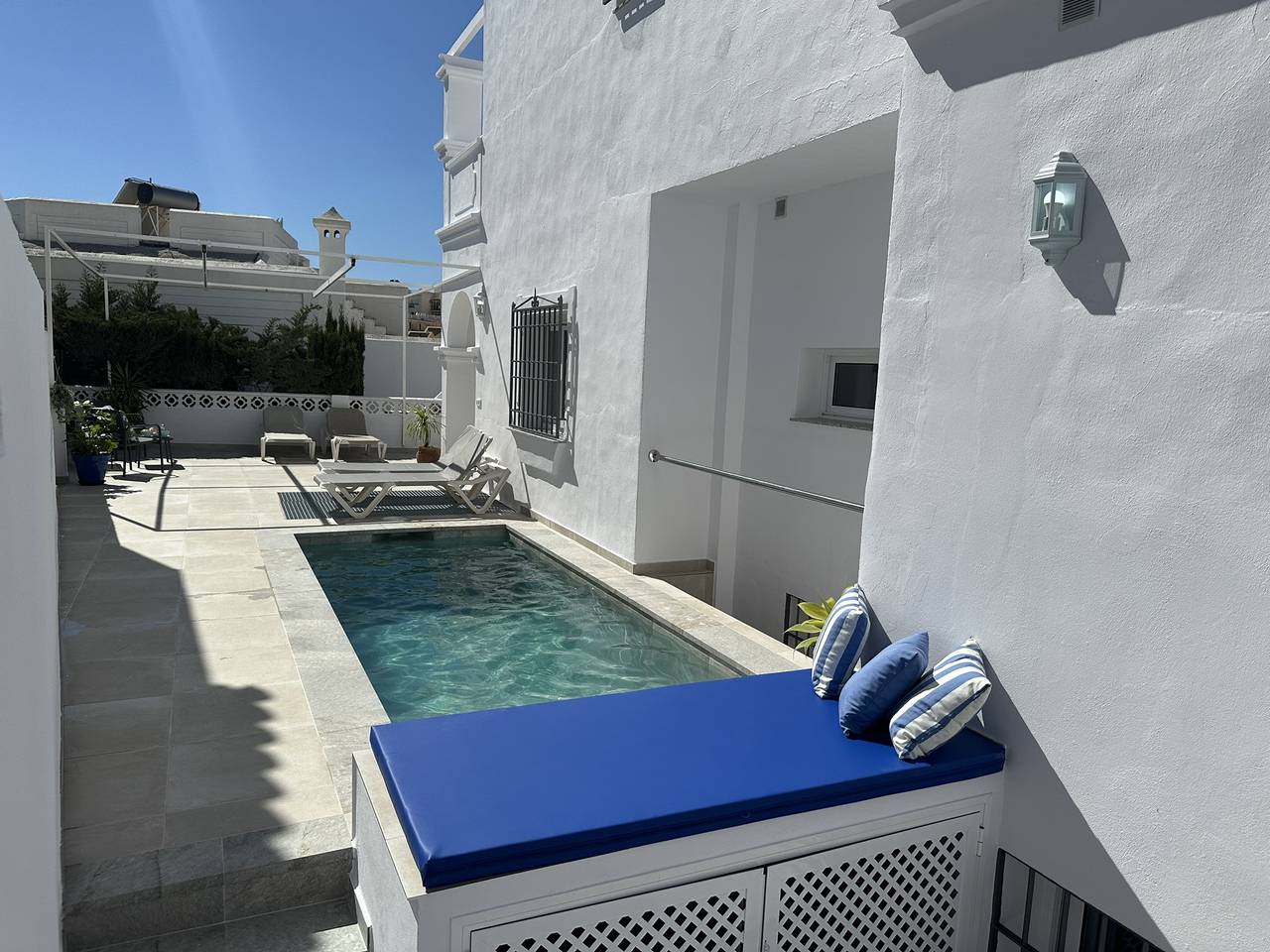 Villa Calazul in Playa de Burriana, Nerja