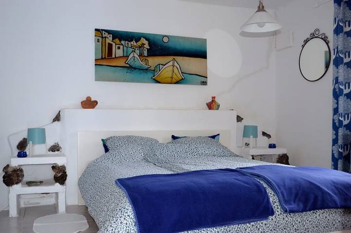 Bungalow avec piscine privée dans un jardin privé in Las Cabreras, Teguise