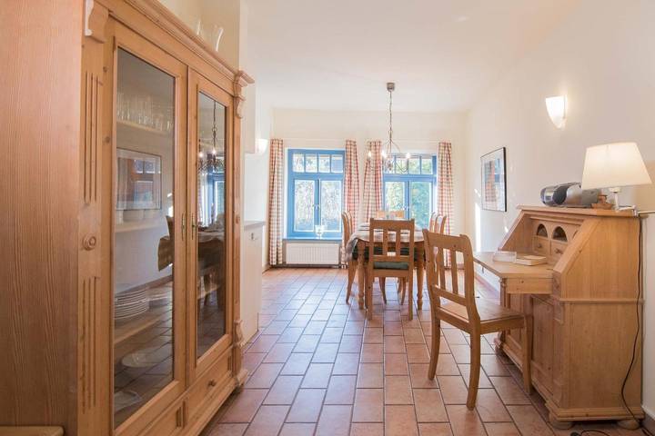 Ferienhaus für 6 Personen, mit Terrasse und Garten in Wustrow - 4