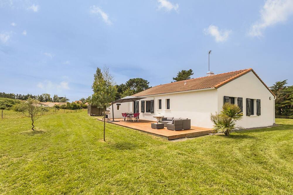 Amplia Casa Tranquila en Marisma, Playa Cerca, Terraza y Jardín in Les Moutiers-en-Retz, Côte de Jade
