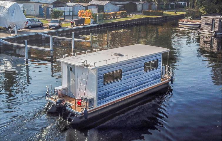 Hausboot für 4 Personen, mit Terrasse und Seeblick in Brandenburg - 2