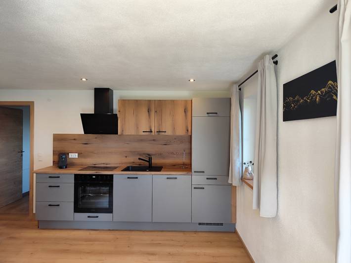 Apartment 'Mair' with Private Terrace, Private Garden and Wi-Fi