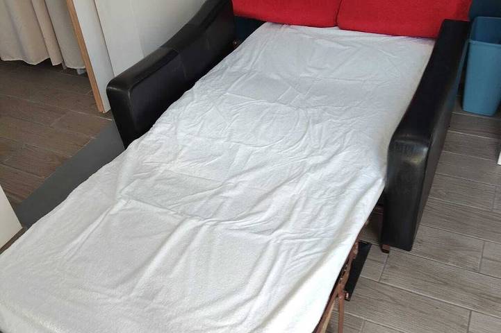 Gîte pour 4 personnes, avec piscine ainsi que jacuzzi et jardin, animaux acceptés à Creuzier-le-Vieux - 4