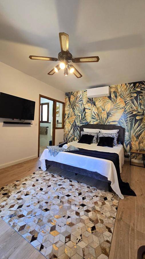 Chambre d’hôte pour 2 personnes, avec Terrasse à La Colle-sur-Loup