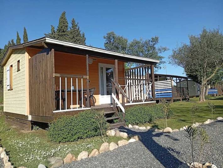 Chalet pour 2 personnes, avec piscine