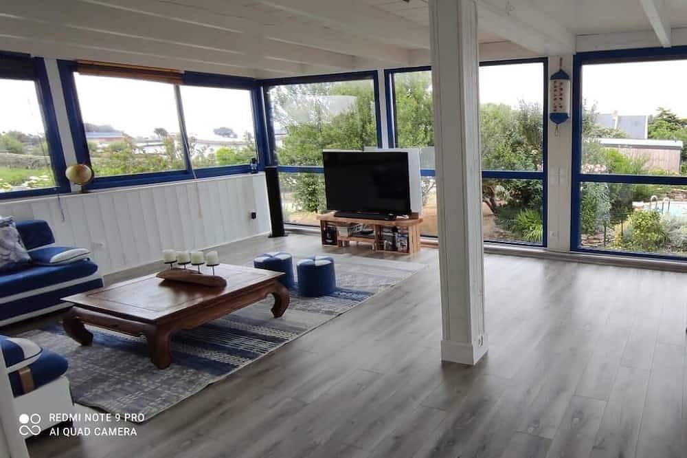 Sea view house with pool and games room in Le Conquet, Brest und Umgebung