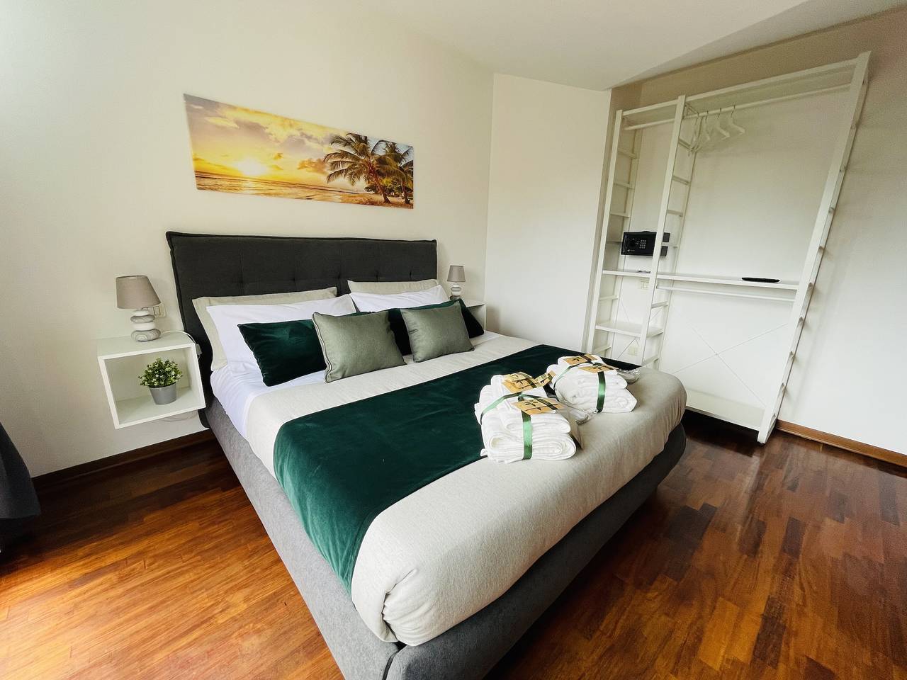 Apartamento entero, Apartamento 'Royal Residence Abano Terme' con vistas a la montaña, Wi-Fi y aire acondicionado in Abano Terme, Colinas Eugâneas