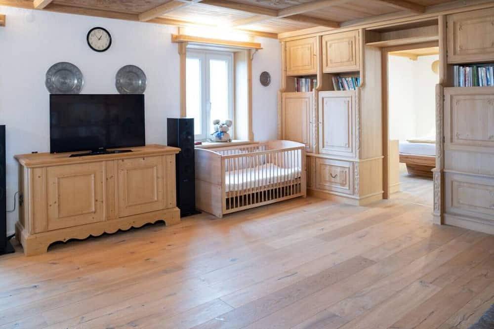 Ganze Wohnung, Zugspitzblick  Fewo Zugspitzblick 300qm -außen Sauna / Whirlpool in Buchenberg, Bayerisch Schwaben