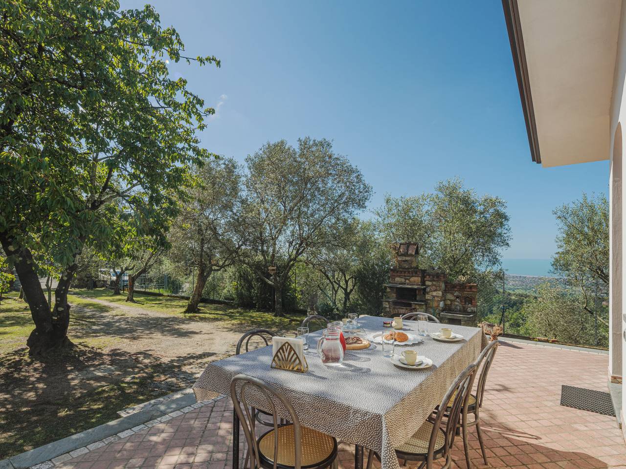 Casali in Montignoso, Italienische Riviera