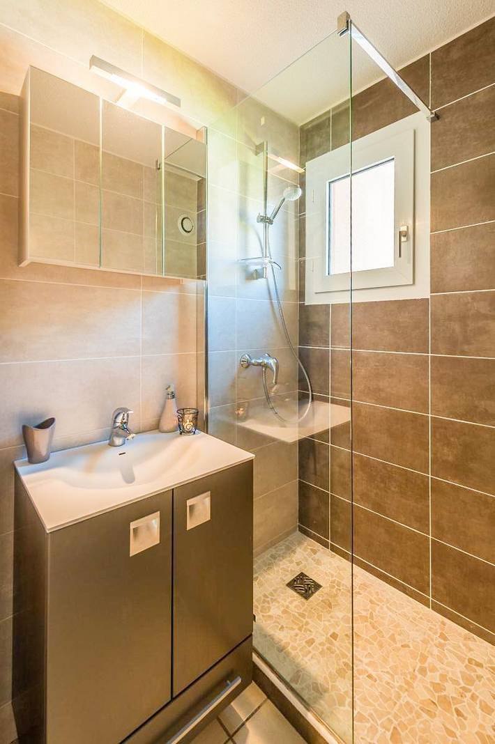 Ferienwohnung für 2 Personen, mit Pool und Balkon in Théoule-sur-Mer - 3