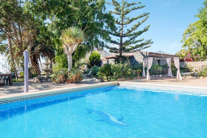 Entire apartment, Beautiful Studio Apartment “Estudio Verode” with Mountain View in Arona, South Tenerife