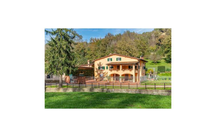 Casa de vacaciones para 10 personas, con jardín y jacuzzi además de sauna y piscina - 1