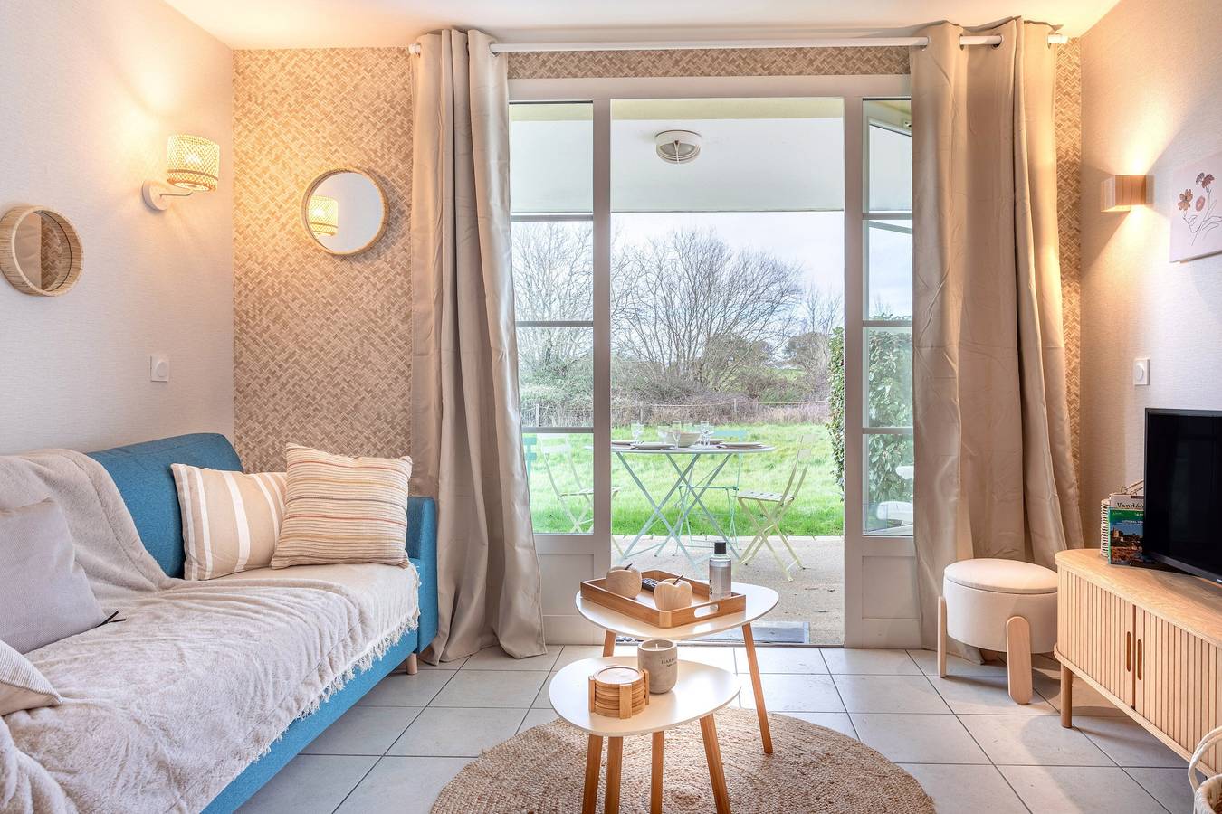 Ganze Wohnung, Ferienwohnung 'Charmant Logement' mit Gemeinschaftspool, privater Terrasse und Wi-Fi in Talmont-Saint-Hilaire, Vendée