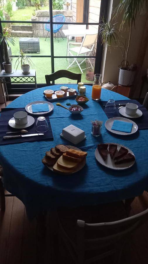 Chambre d’hôte pour 2 personnes, avec jardin ainsi que vue et terrasse à Cognac - 2