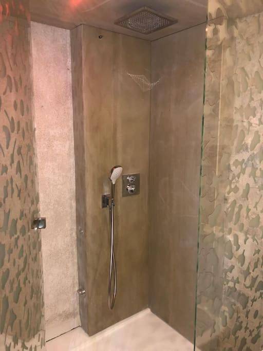 Gîte pour 10 personnes, avec sauna ainsi que jardin et vue à Le Sappey-en-Chartreuse - 2