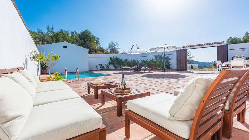 Casa rural para 10 personas, con balcón/terraza y piscina en Riogordo - 4