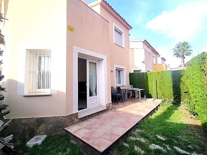 Ferienhaus für 6 Personen, mit Terrasse und Garten sowie Kinderpool in Oliva - 2