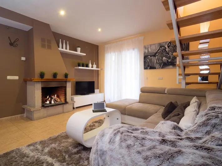 Holiday home for 6 people, with view and garden as well as pool - 1