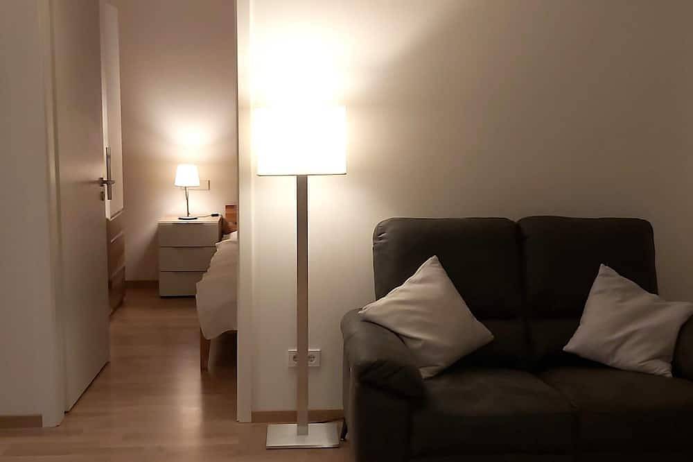 Ganze Wohnung, Exclusive apartment for temporary rent in Sachsenheim, Kraichgau