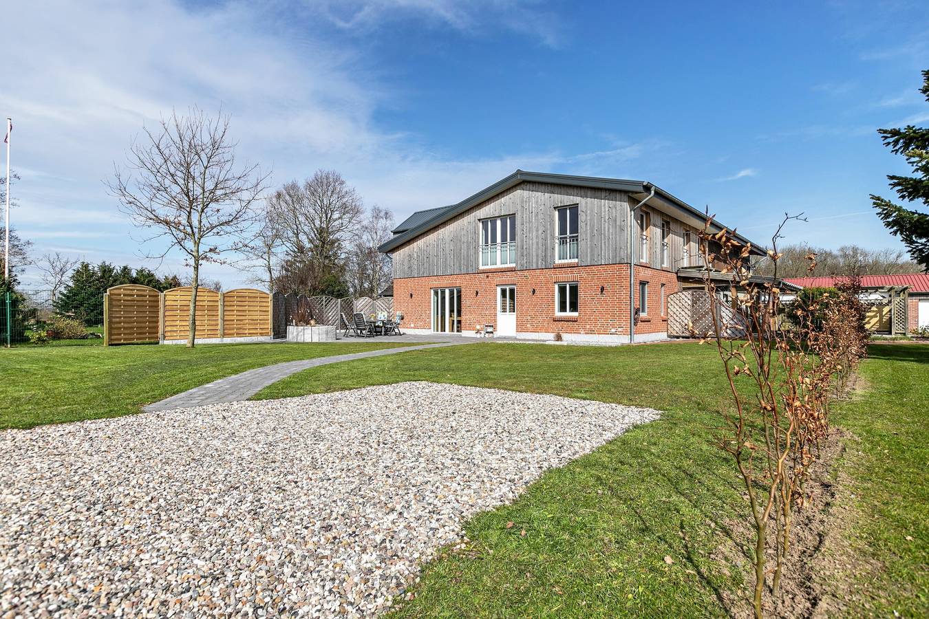 Entire apartment, Apartment 'Ferienwohnung Auszeit' near to the sea, Private Terrace and Wi-Fi in Westerholz, Schleswig-Flensburg