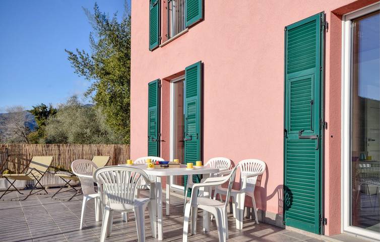 Ferienhaus für 8 Personen, mit Terrasse in Cogorno
